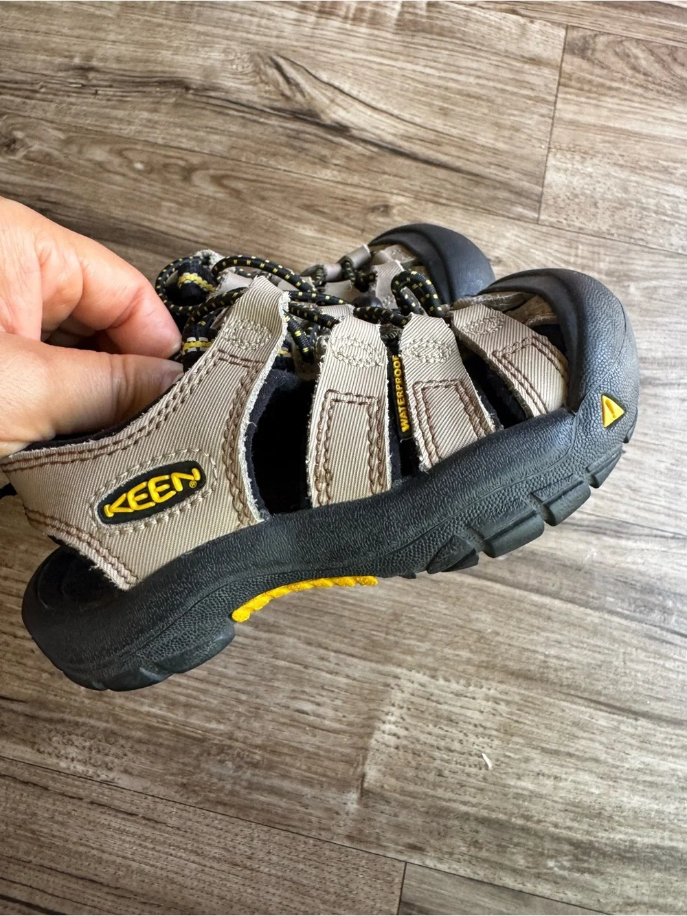 Keen toddler outdoor water sandals size 8